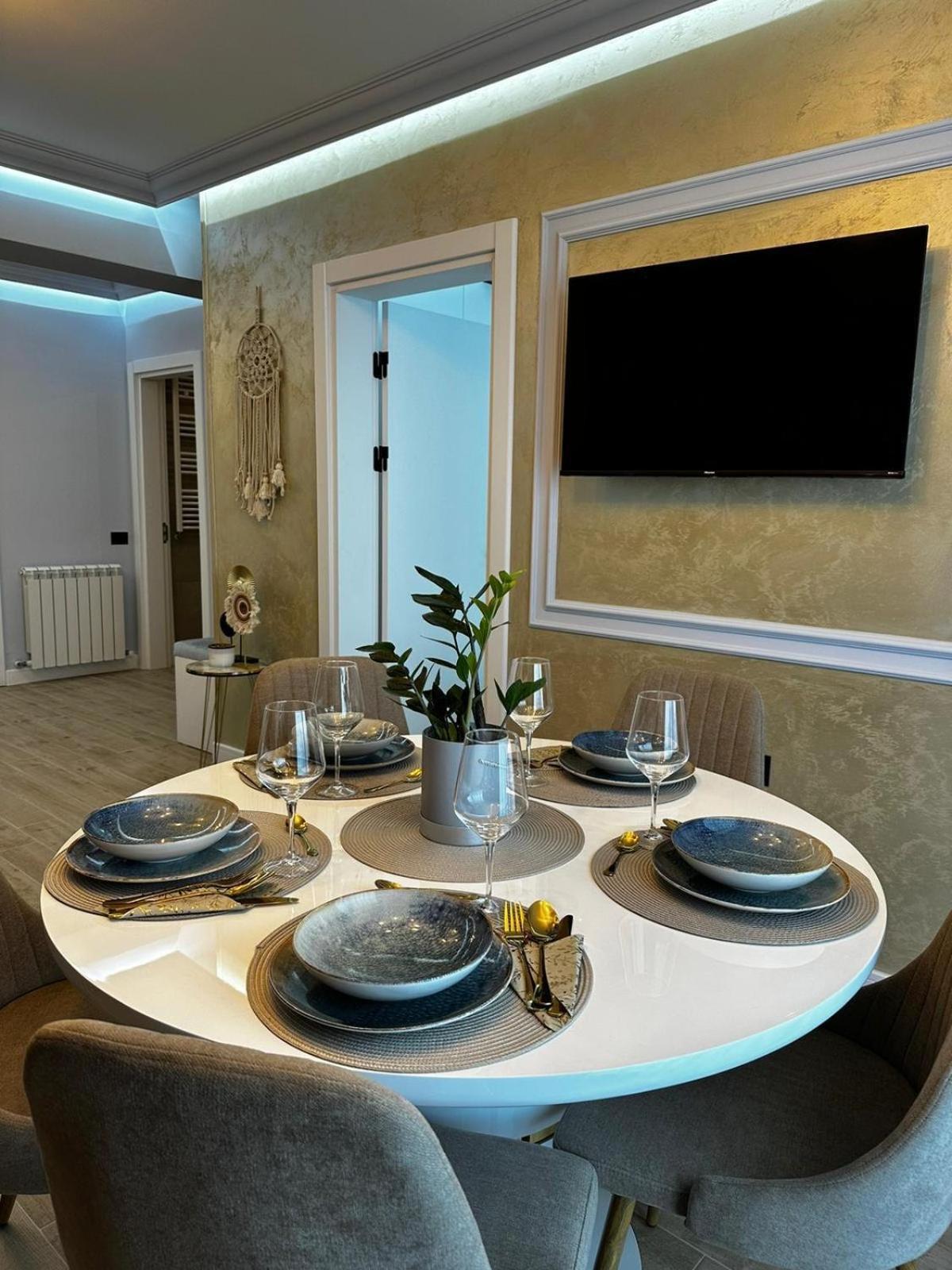 Appartement Golden Infinity à Năvodari Extérieur photo