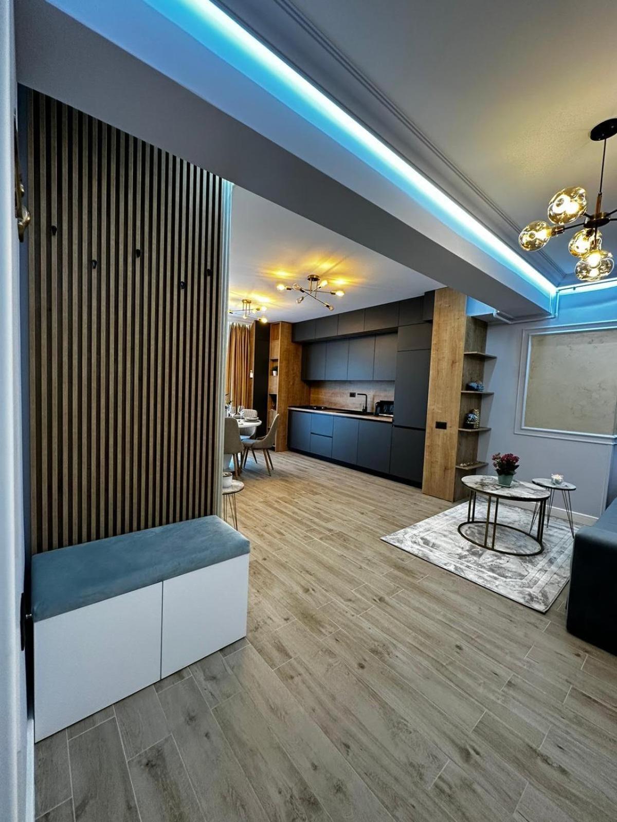 Appartement Golden Infinity à Năvodari Extérieur photo